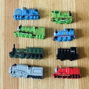 Thomas The Tank Engine Train & Friends Minis Mini Trains Lot Of 9 Pieces Mavis